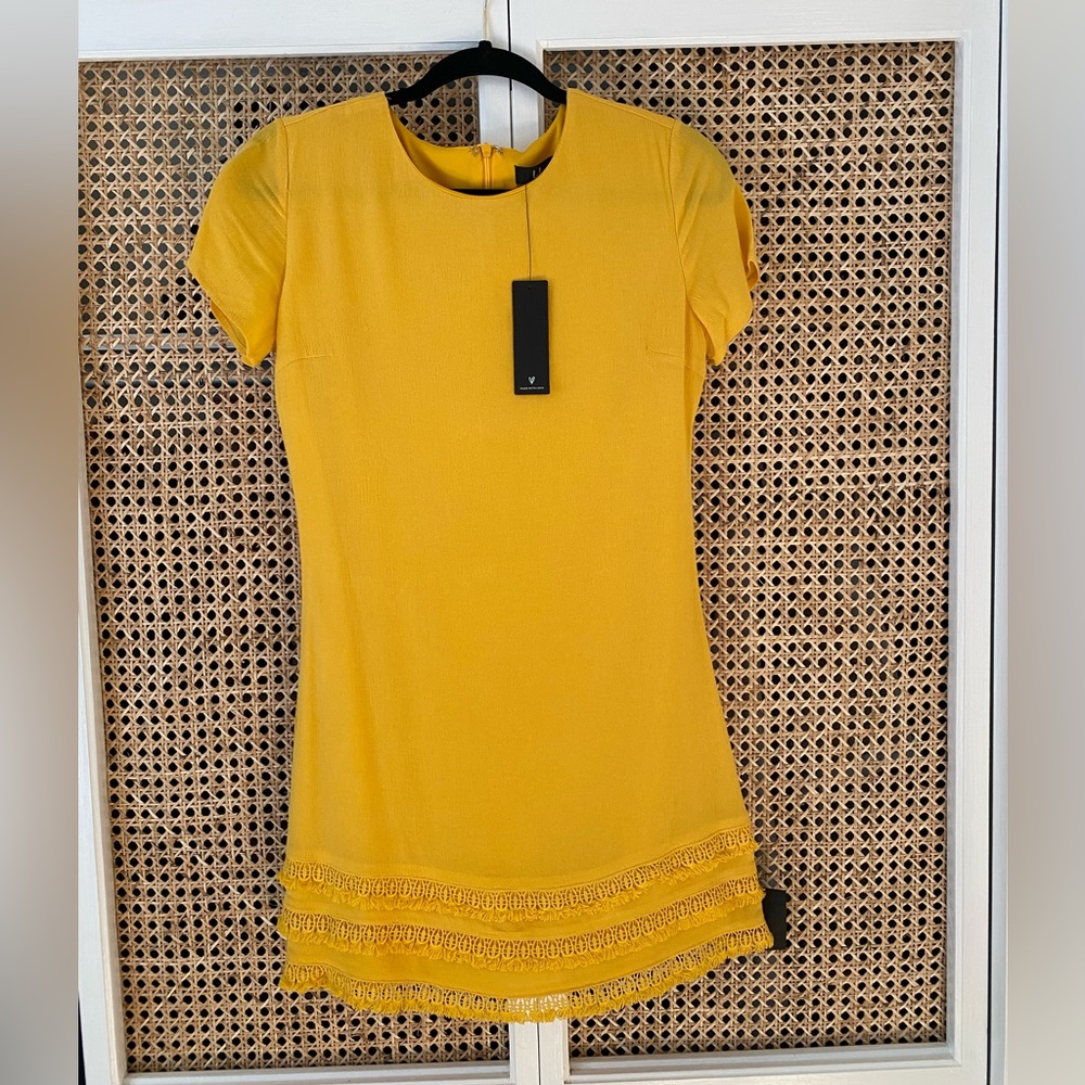 Lulus yellow T-shirt dress